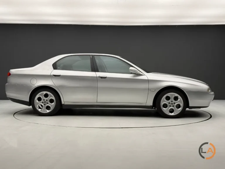 Alfa Romeo 166 / 936 2.5 i 24V Limousine Navi - Image 03 (April 26, 2026)