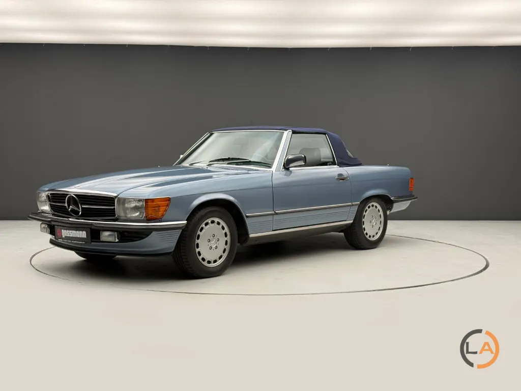 Mercedes-Benz SL 560 Roadster R107 - Image 08 (June 21, 2026)