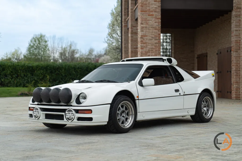 FORD RS 200 1987 - Image 02 (August 22, 2026)