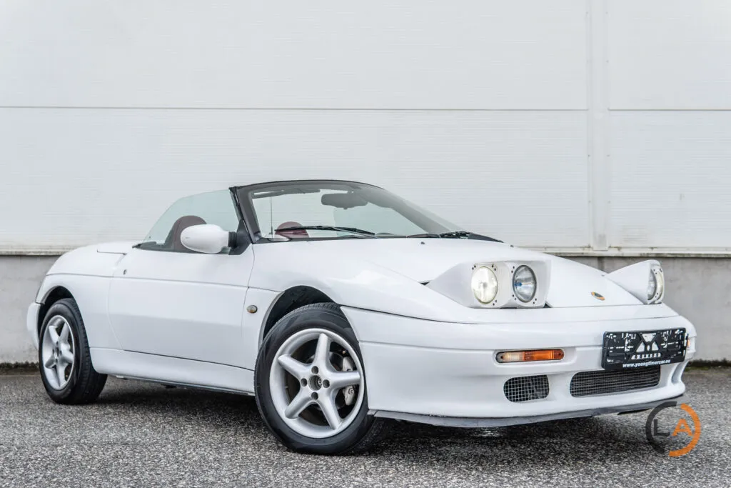 Lotus Elan M100 - Image 08 (August 8, 2026)