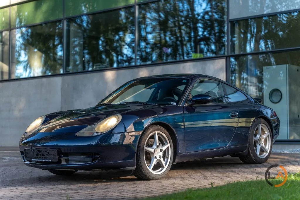 Porsche 911 Carrera (996) - Image 01 (August 9, 2026)